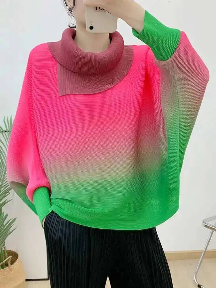 Vintage Fashion Build - Pileli tişört degrade kadınlar için yaka